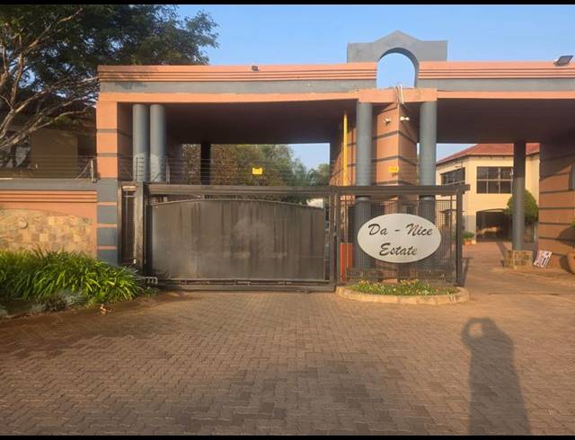 LAND FOR SALE IN MELODIE